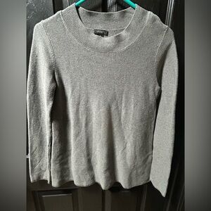 Ann Taylor Factory Light Gray Crew Neck Sweater
